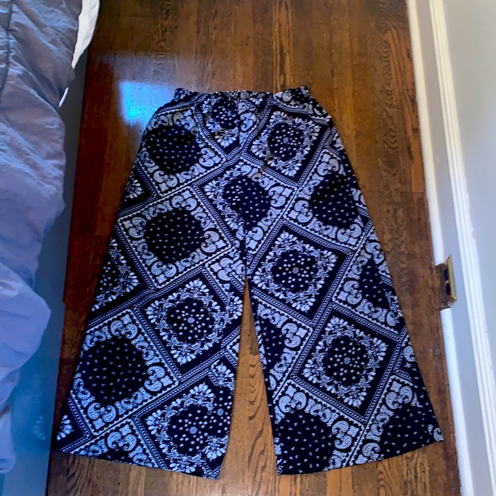 Straight pants
